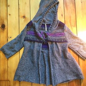 Free people funky hooded gray/purple sweater!