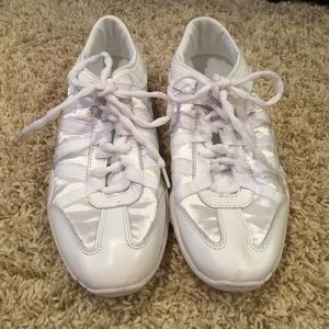 White Nfinity shoes.