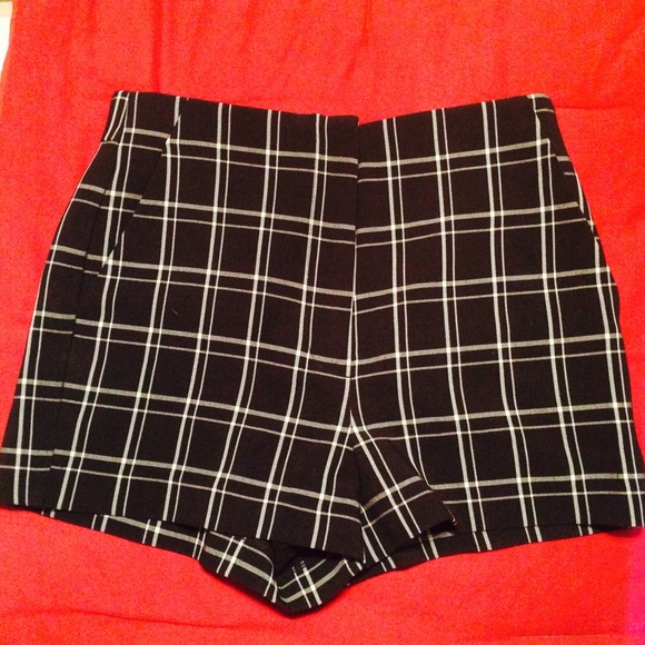 Cute plaid shorts