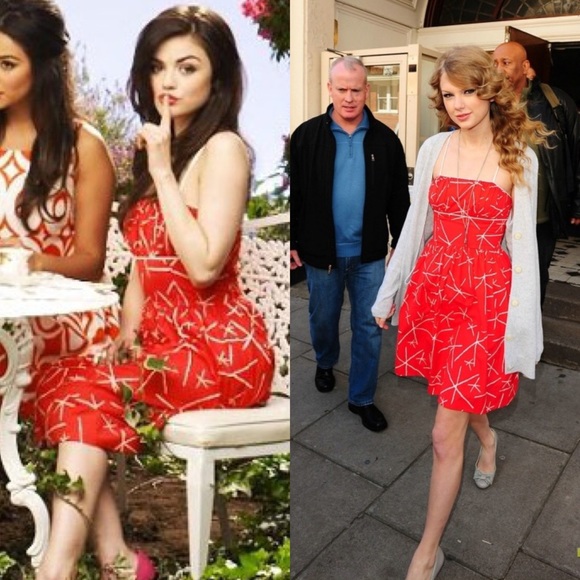 ❌SOLD!❌ Nostalgic Asteriks Dress NWOT - Picture 3 of 4