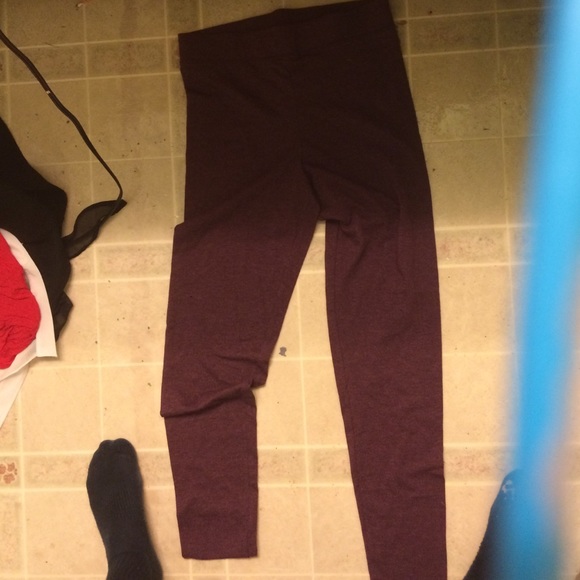 PINK Victoria's Secret Pants - Victoria secret pink leggings