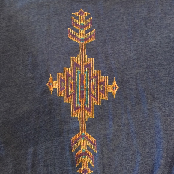 Aztec Tee - Picture 2 of 4