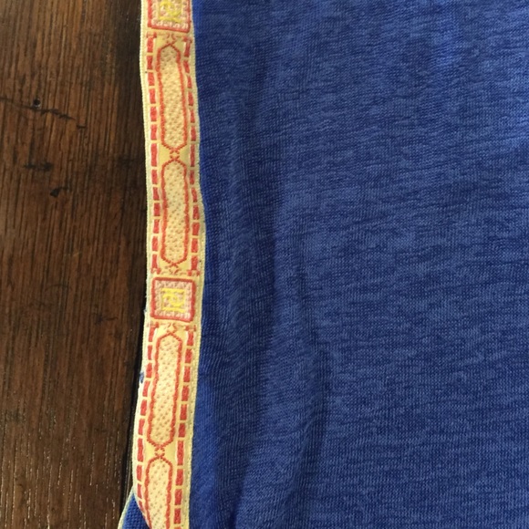Aztec Tee - Picture 3 of 4