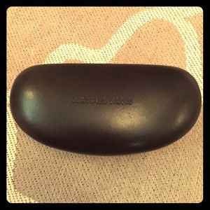 Michael Kors Glasses Case w/ Cloth