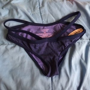NWT VS hip hugger underwear