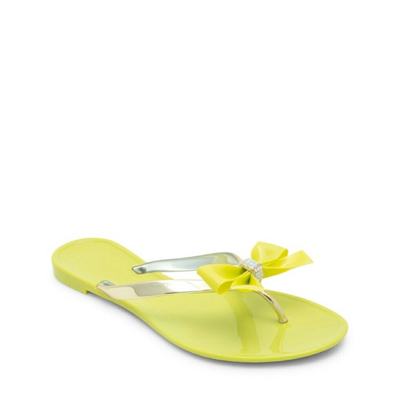 Bamboo Shoes - NIB Bamboo Jelly Flat Bow Flip-Flops in Lime