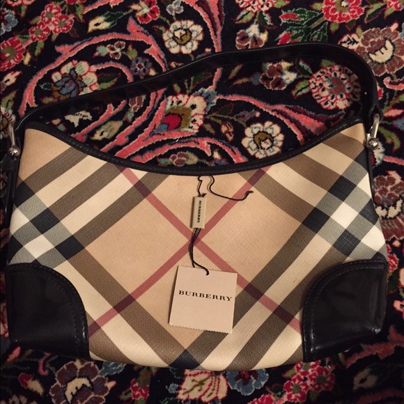 Burberry Purse Handbag!!