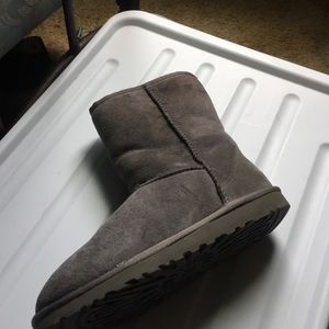 Gray Short Classic UGGS 📍SOLD📍