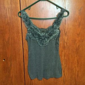 Decorative neck line gray tank top