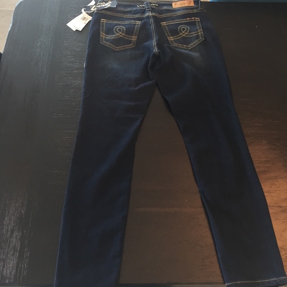 Seven7 Jeans- size 10- NWT - Picture 3 of 4