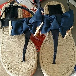 tory burch sandal