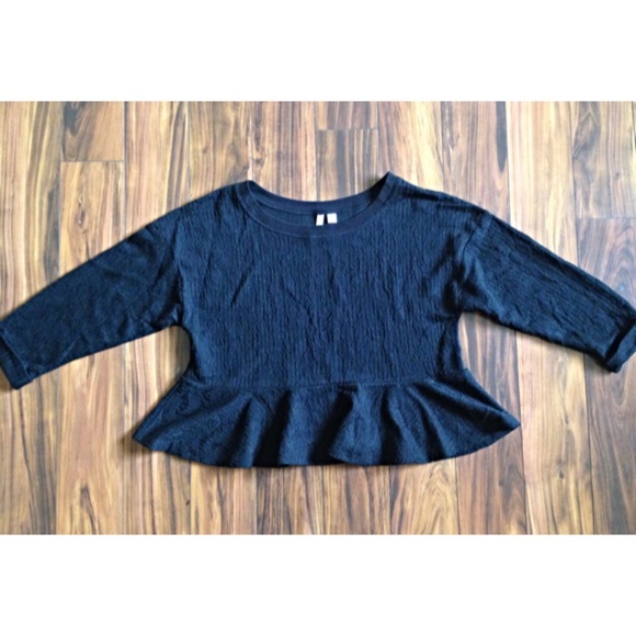 Black Cropped Peplum Top