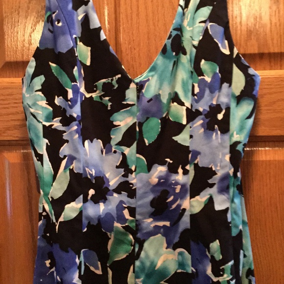 Chaps dress with tags. So flattering! - Picture 3 of 4