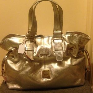 Dooney & Bourke Purse