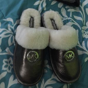 Michael kors slippers