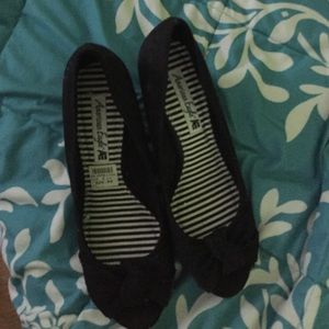 American eagle heels