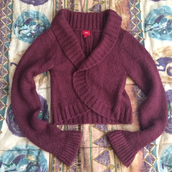 Maroon Crop Sweater - Picture 1 of 4