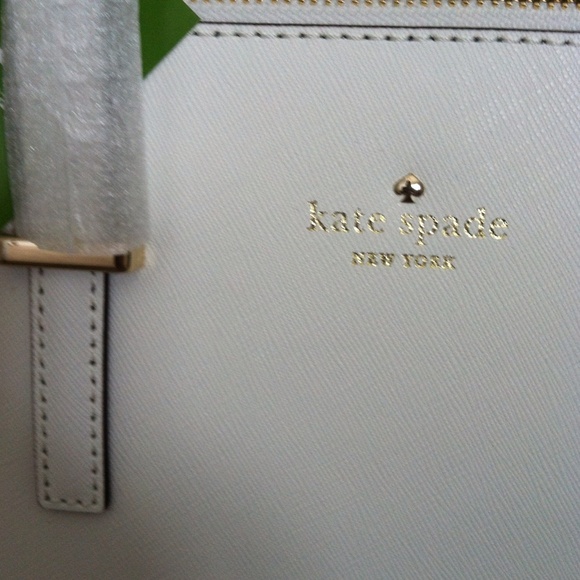 SOLD ??9/21 HP?? Kate Spade Cedar Street Maise - Picture 2 of 4