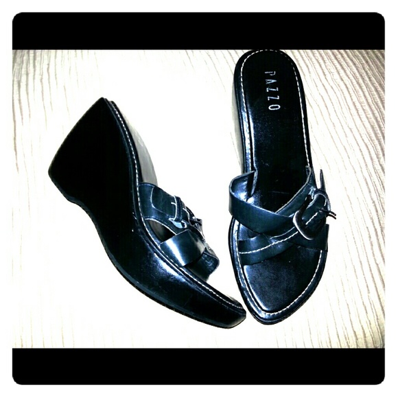 *SOLD*DONATED.    pazzo criss cross leather