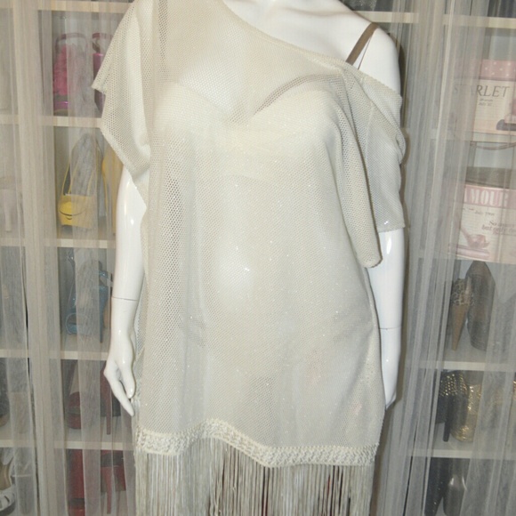NWT Victoria's Secret Ivory Fringe Coverup Medium