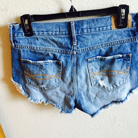 Abercrombie shorts - Picture 2 of 4