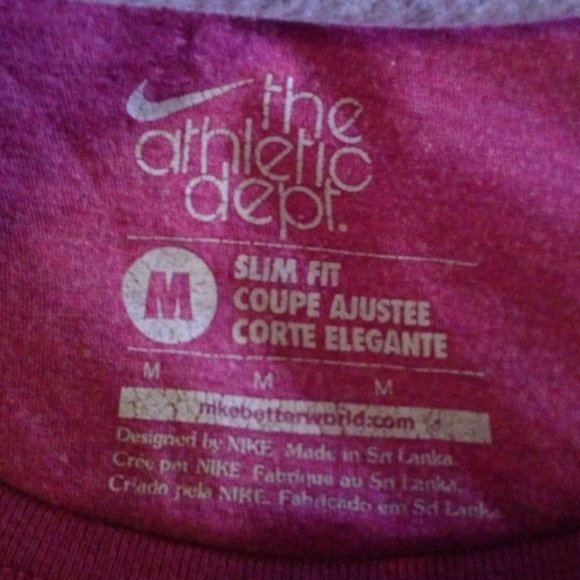 💪🏾Nike Athletic Purple Shirt💜 - Picture 3 of 3