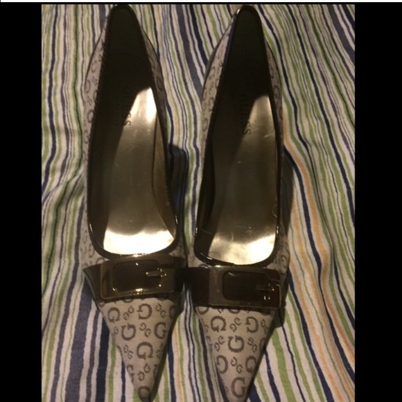 Dark and light brown with gold guess dress shoes - Picture 3 of 3