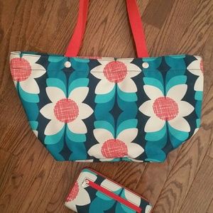 New Fossil Handbag (Matching Wallet Separate Sale)