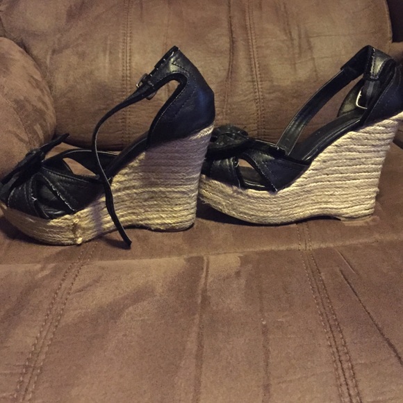 DONATED - Picture 2 of 3