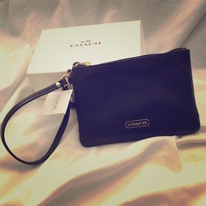 Coach Wristlet in Mahogany