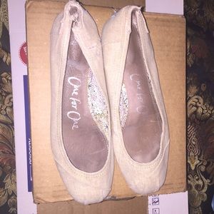 TOMS FLATS 11