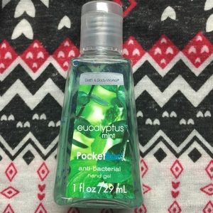 RARE POCKETBAC!! Eucalyptus mint 2011