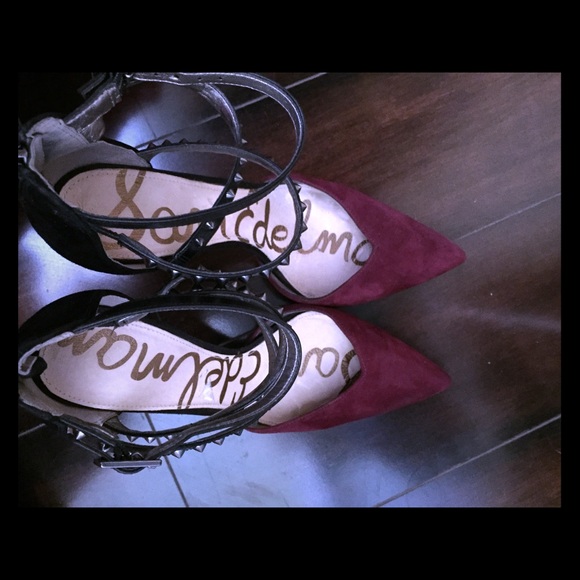 SOLD - Picture 1 of 4