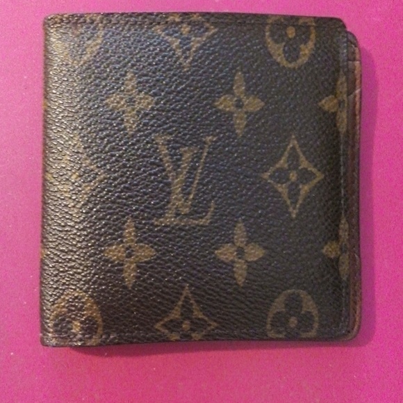 LV Mens Wallet - Picture 1 of 4