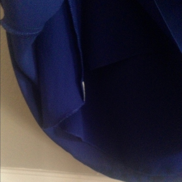 Hi-Lo Navy Blue Sleeveless Top - Picture 3 of 4