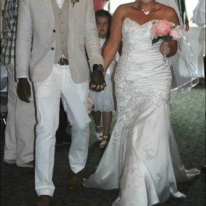 Unaltered Wedding Dress