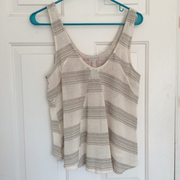 American Rag Tank - Picture 2 of 2