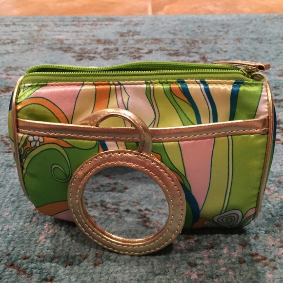⛔️SOLD⛔️ 70's cosmetic bag