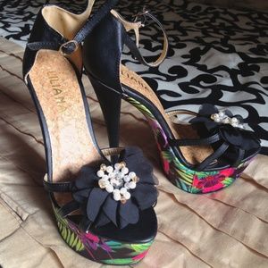 💃 Sexy Floral Heels