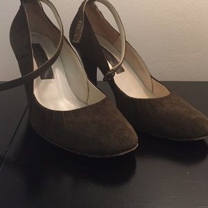 Marc by Marc Jacobs Green Suede Pumps