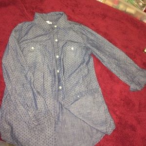 Old navy denim button up. Size medium
