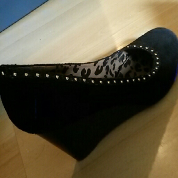 Jessica Simpson Wedges - Picture 3 of 3