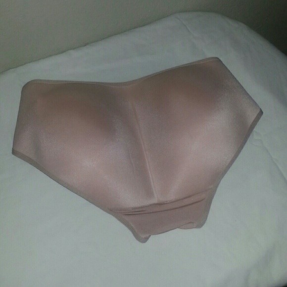 Brand new w/o tag butt pad. May fit a small-med