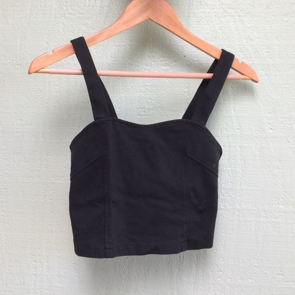 NWOT Brandy Melville Crop top