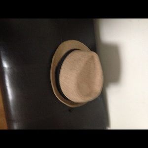 Linen hat