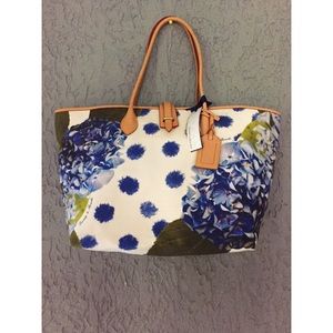Dooney & Bourke Floral Tote