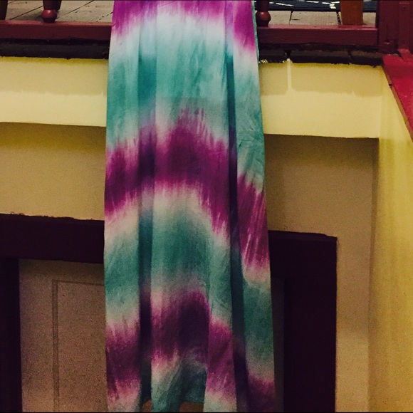 ***SOLD***Tie Dye Maxi Dress with Criss Cross Back - Picture 2 of 4