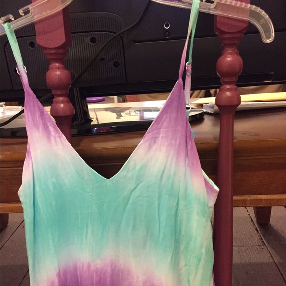 ***SOLD***Tie Dye Maxi Dress with Criss Cross Back - Picture 3 of 4