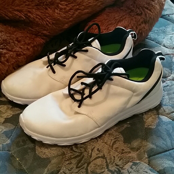 Catapult glow in the dark sneakers - Picture 1 of 4