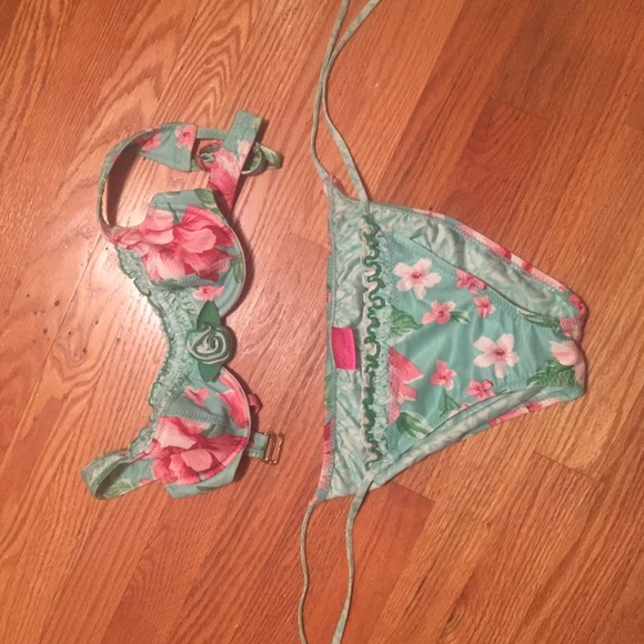 Small Betsey Johnson Bikini